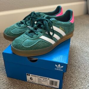 Women’s Adidas Gazelle